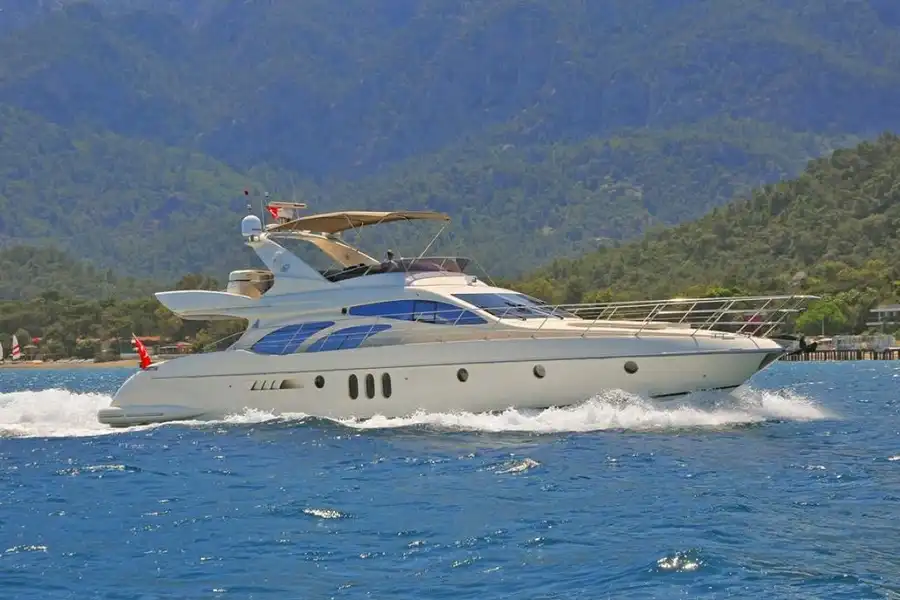 Kemer Yacht Rental 22m Princess 67